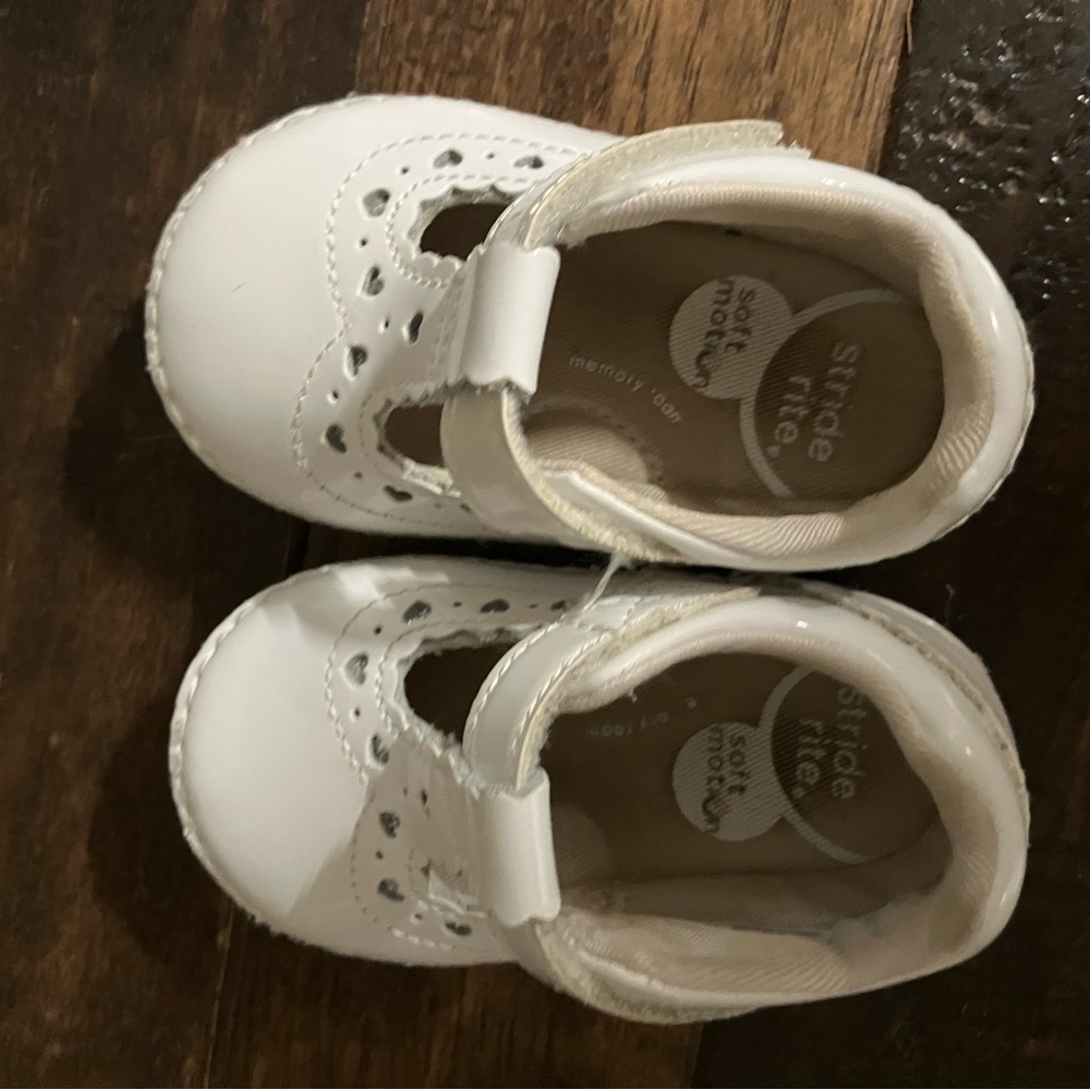 Stride Rite Toddler Girl Size 3.5 Kids White Shoes